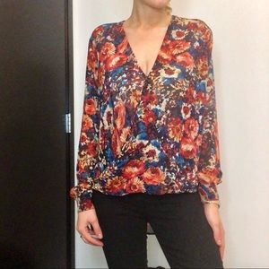 WAYF Floral High/Low Surplice Blouse